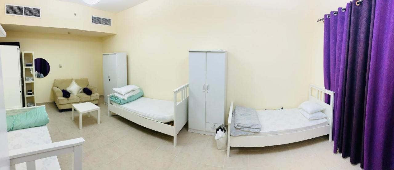 Nash Guest House Females Only Дубай Экстерьер фото